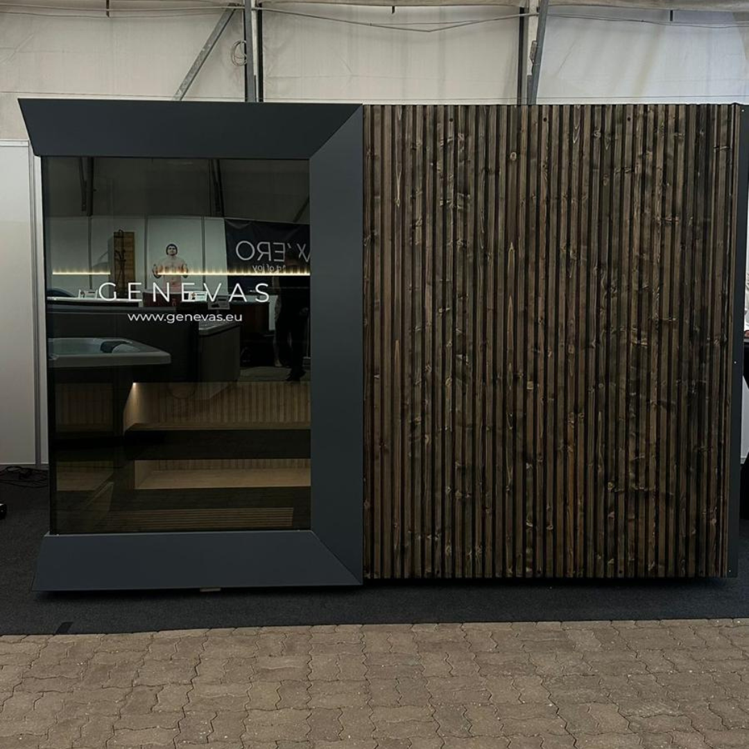 Genevas Sauna Genevas Zermatt Pre-Assembled Outdoor Sauna Cabin with Changeroom
