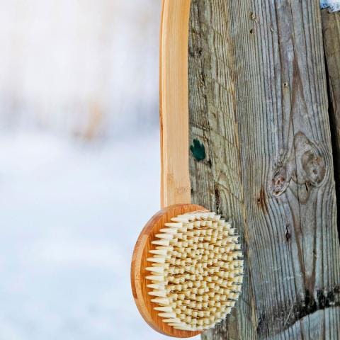 Kolo Kolo Bambu Bath Brush with Handle, Natural Bamboo