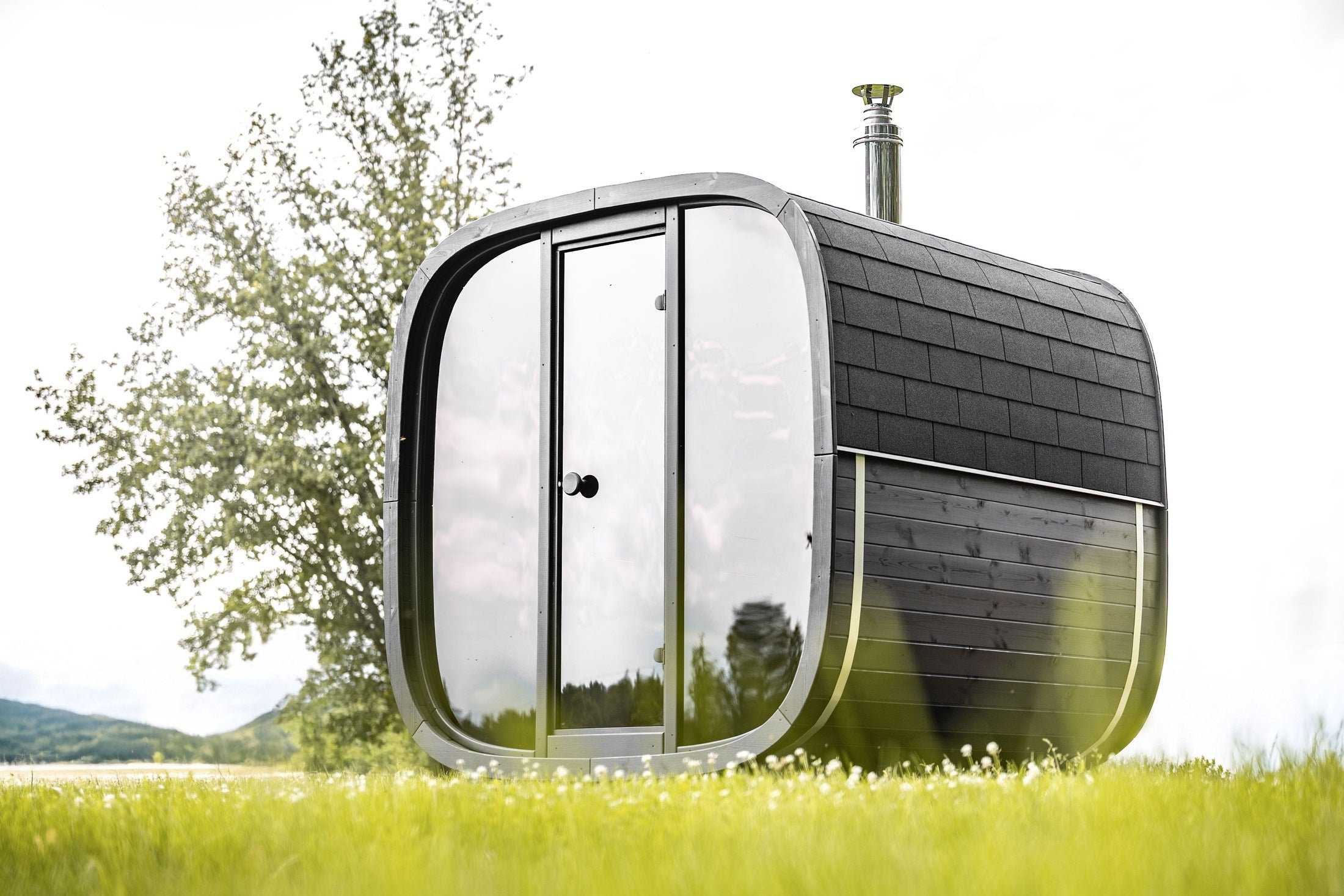 Leil Saunas Sauna Leil Black Cube Comfort 6 Person Outdoor Sauna Kit