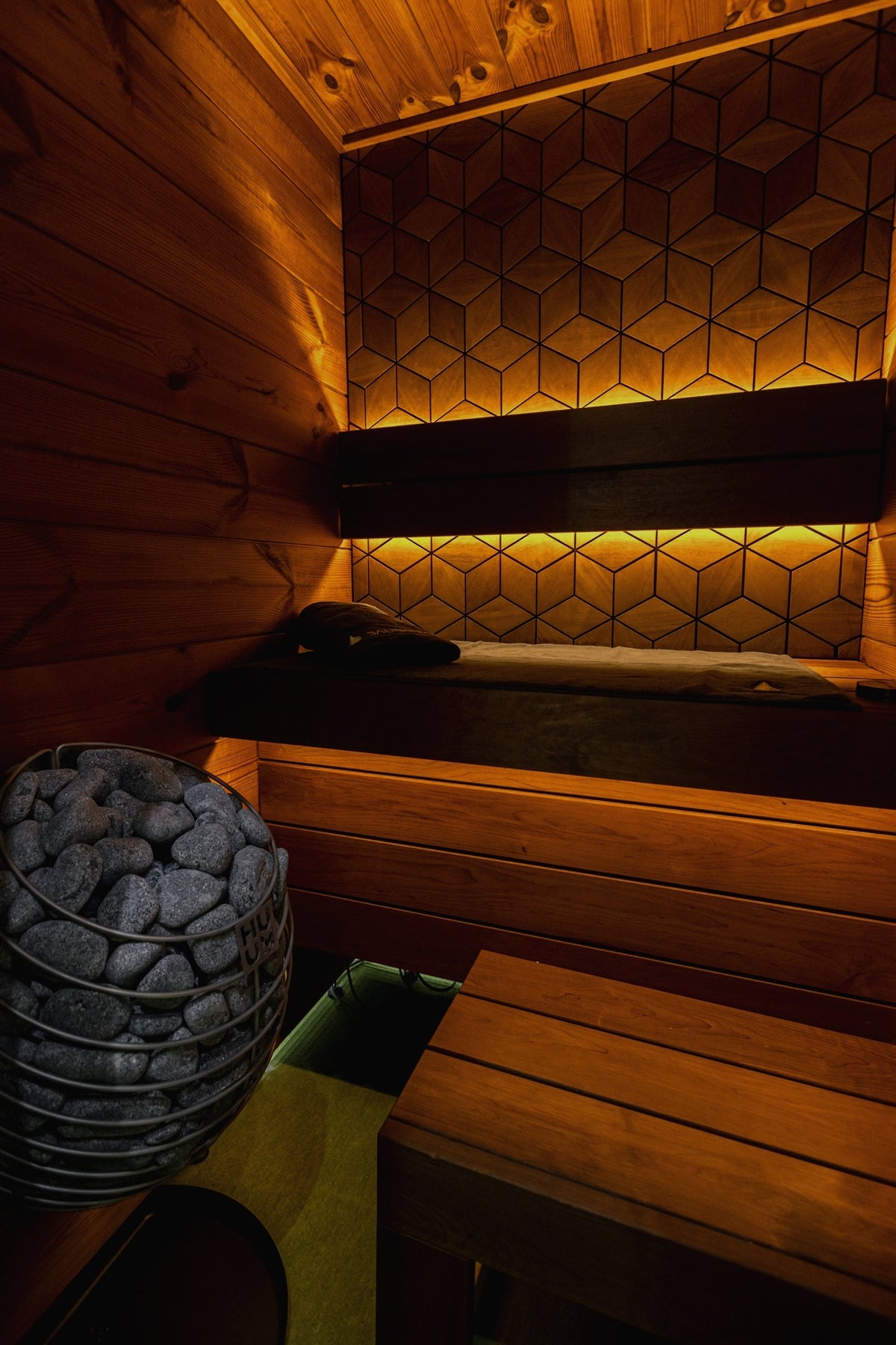 Leil Saunas Sauna Leil Como 1-120 1 Person Indoor Sauna Kit
