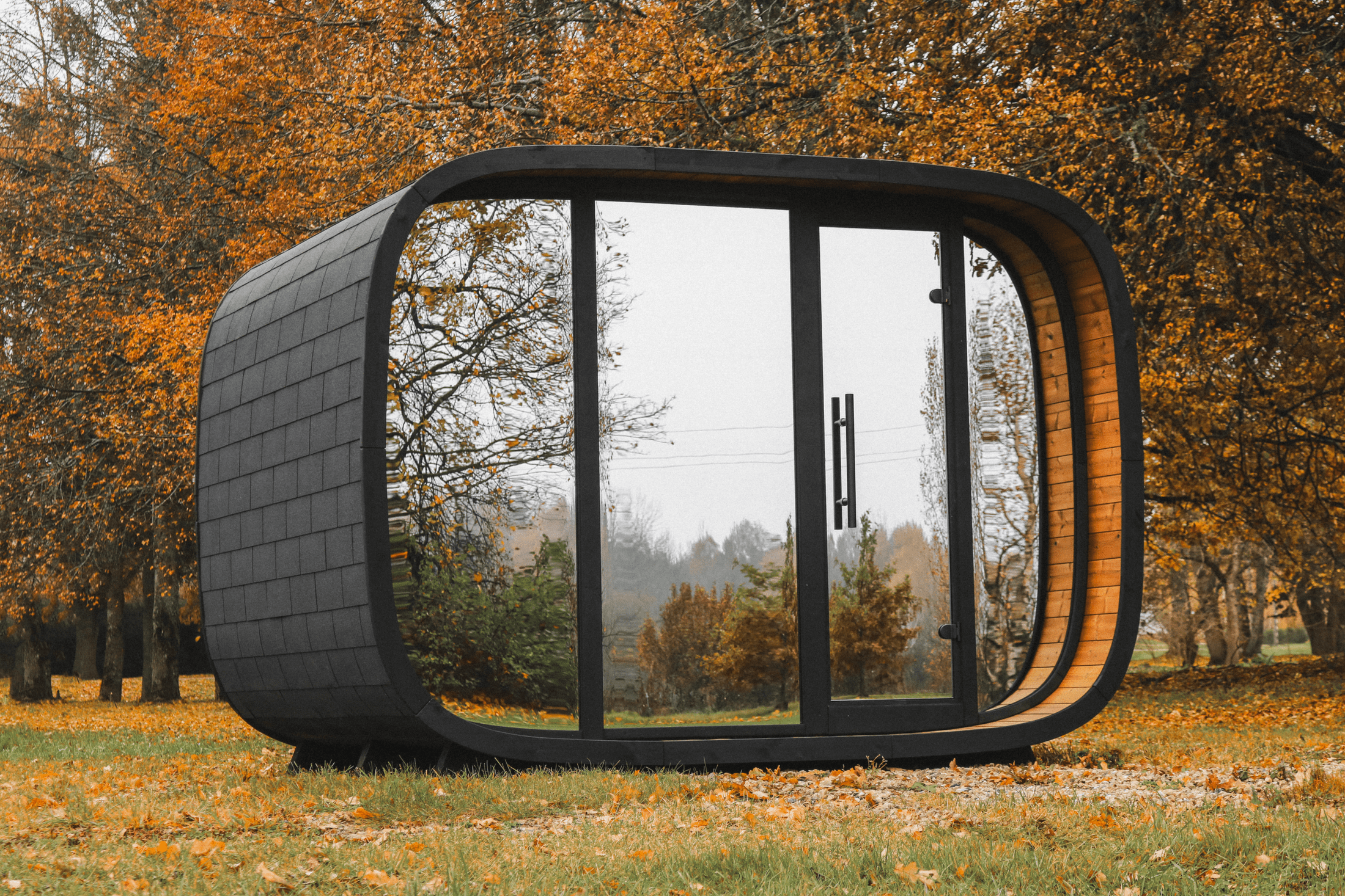 Leil Saunas Sauna Leil Round Cube Double Outdoor Sauna with Changing Room 5-6 Person