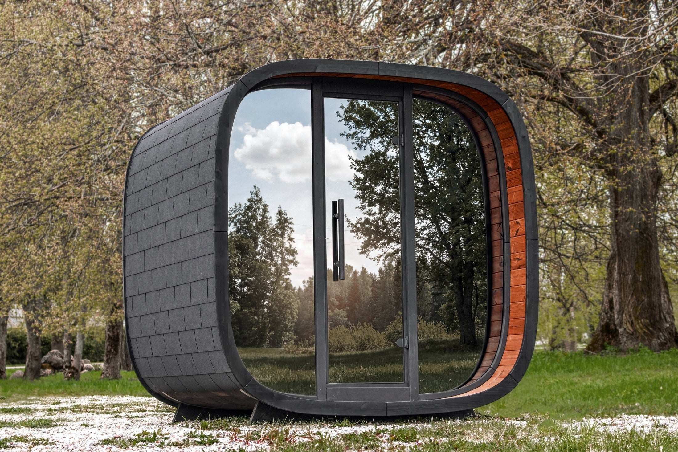 Leil Saunas Sauna Leil Round Cube Mini Outdoor Sauna 4-5 Person