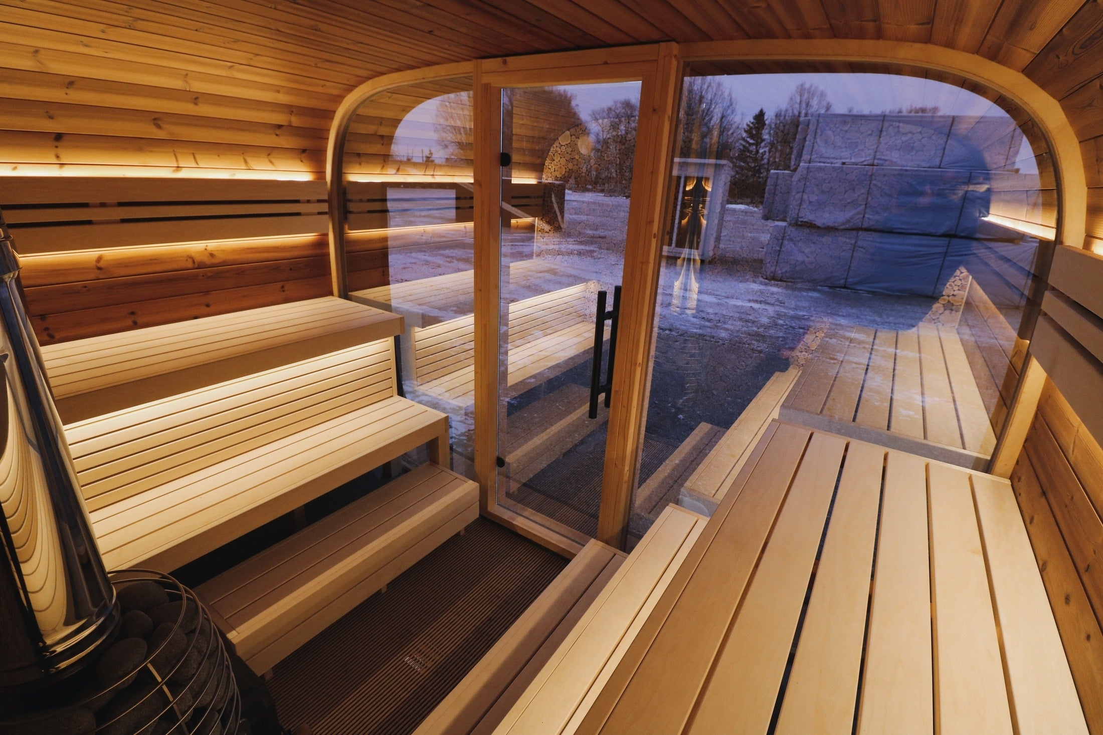 Leil Saunas Sauna Leil Round Cube Single Outdoor Sauna 6-8 Person