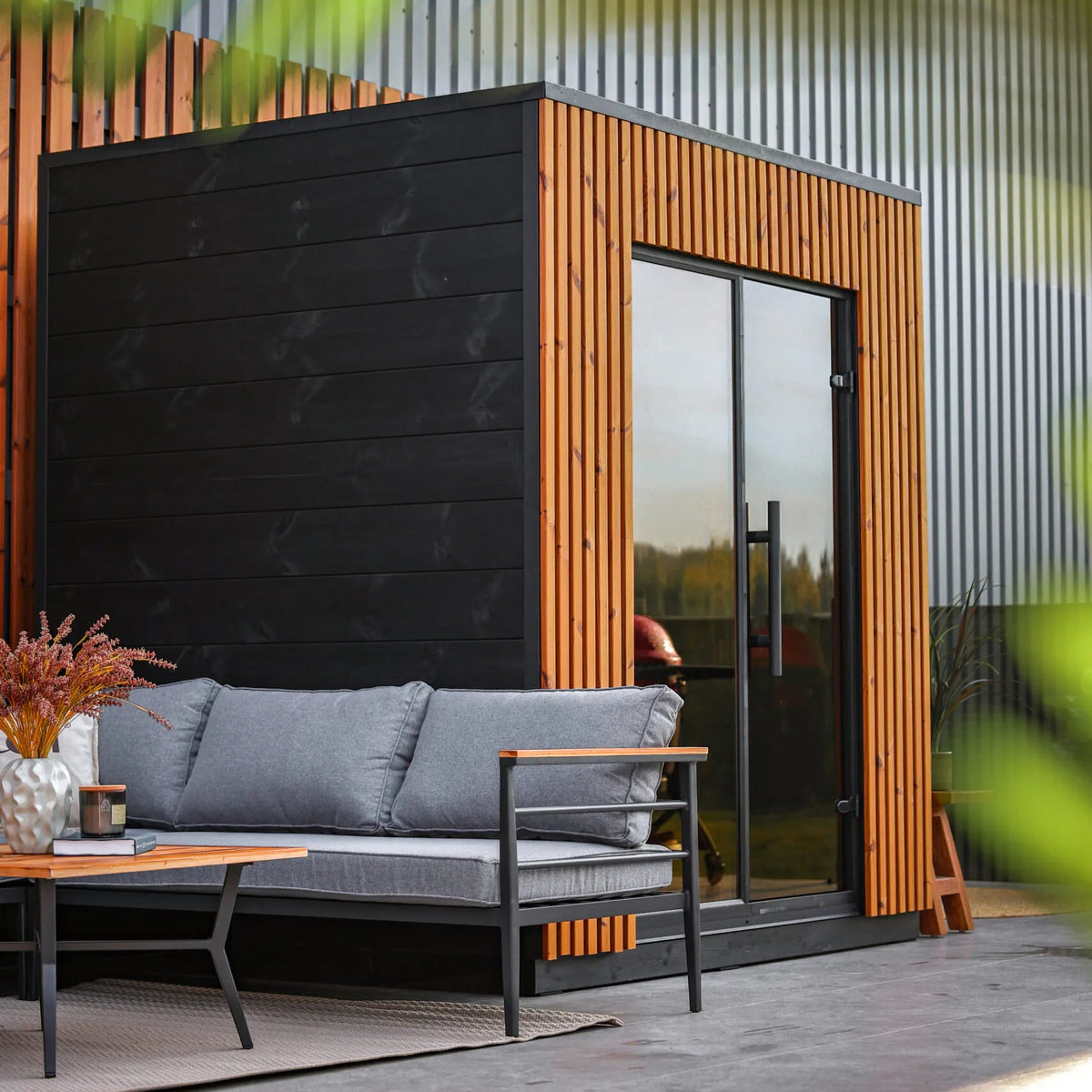 Leil Saunas Sauna Leil Viva 210 4 Person Outdoor Sauna Kit