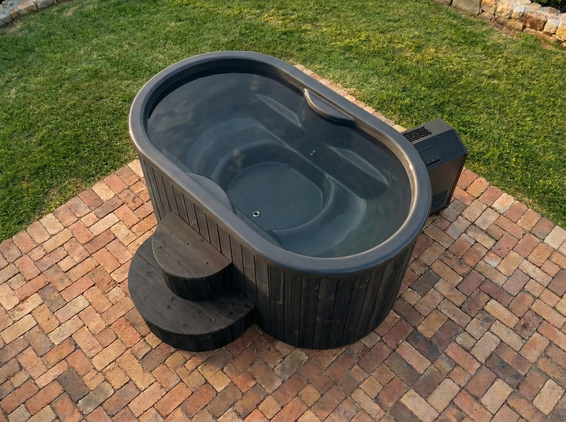 SaunaLife SaunaLife S2 2-Person Cold Plunge Tub and Chiller Heater Package