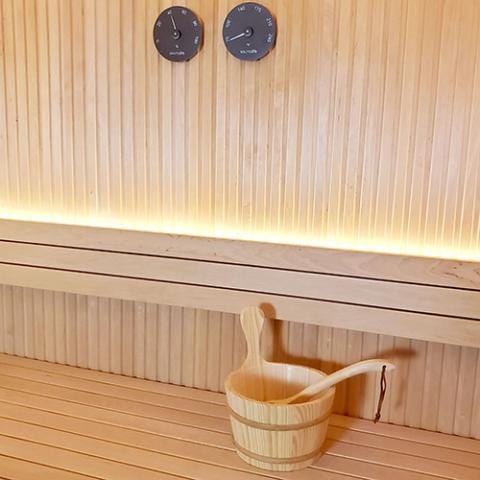 SaunaLife SaunaLife Wooden 1-Gallon Sauna Bucket, Wood Ladle, Thermometer, Hygrometer, Black ACCPKG-3