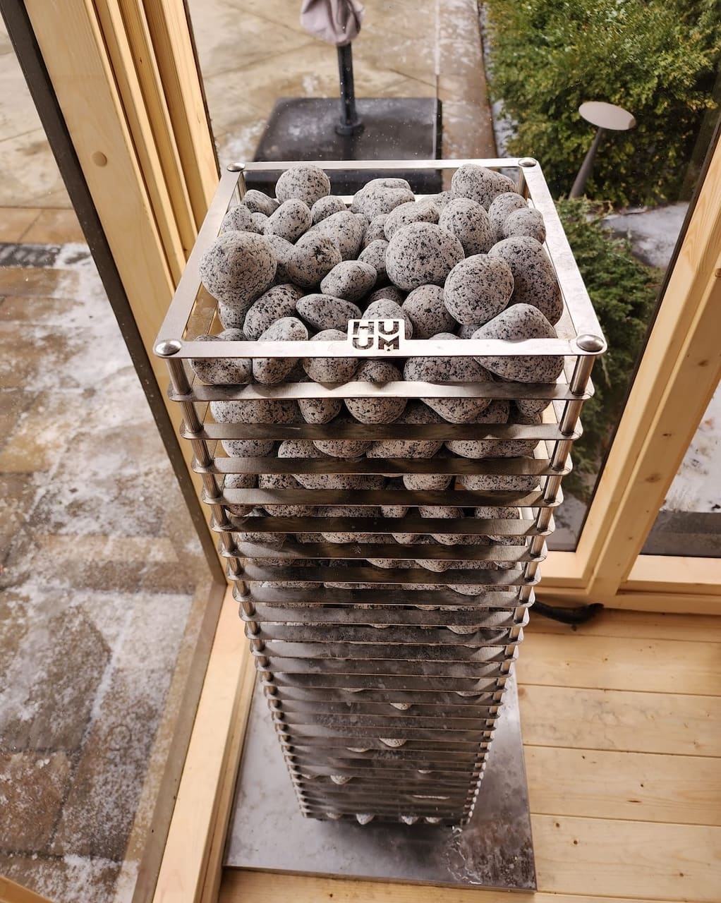 Saunasell Leil® Patio S 4-5 Person Outdoor Sauna