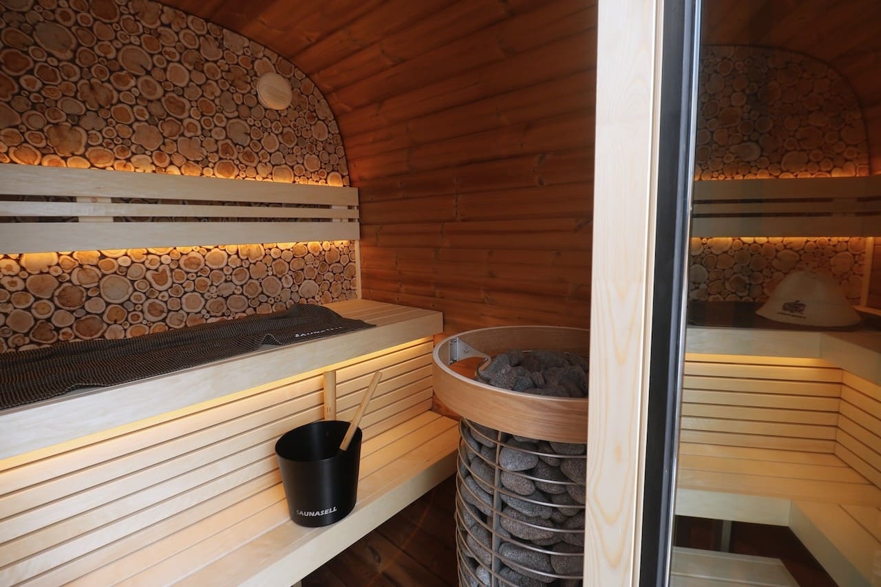 Saunasell Leil® Round Cube Mini Outdoor Sauna 4-5 Person