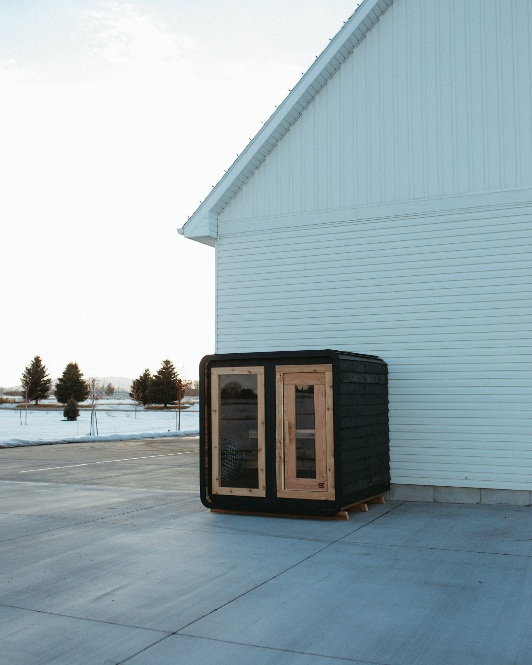 Sweat Kingdom Sauna The Sweat Cabin (4 Person) - Blackout Edition