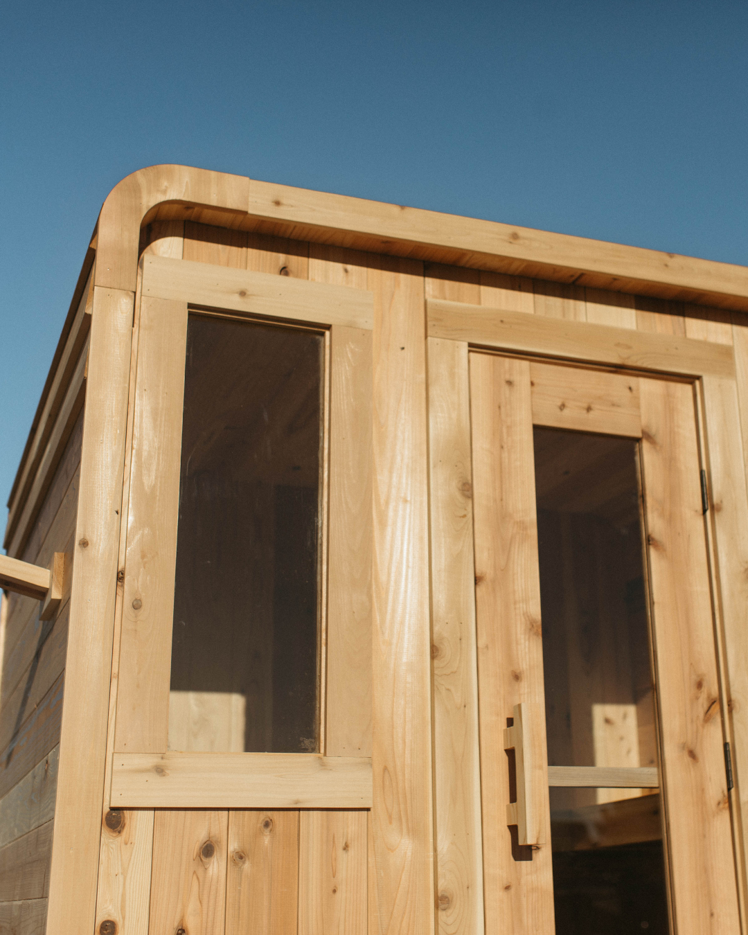 Sweat Kingdom Sauna The Sweat Cabin Deluxe (6 Person)
