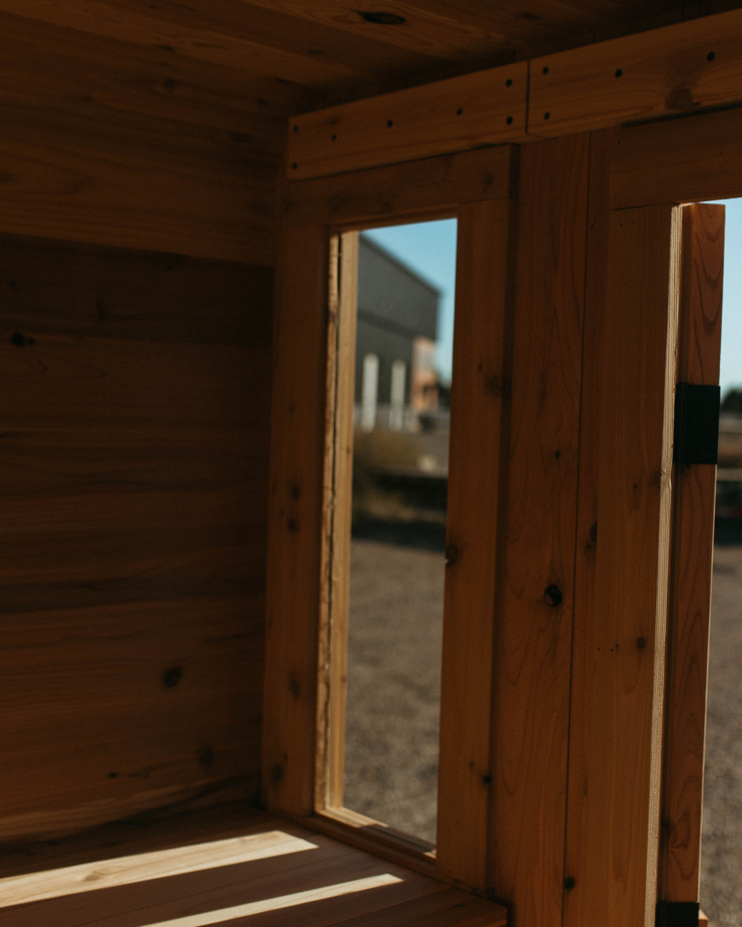 Sweat Kingdom Sauna The Sweat Cabin Deluxe (6 Person)