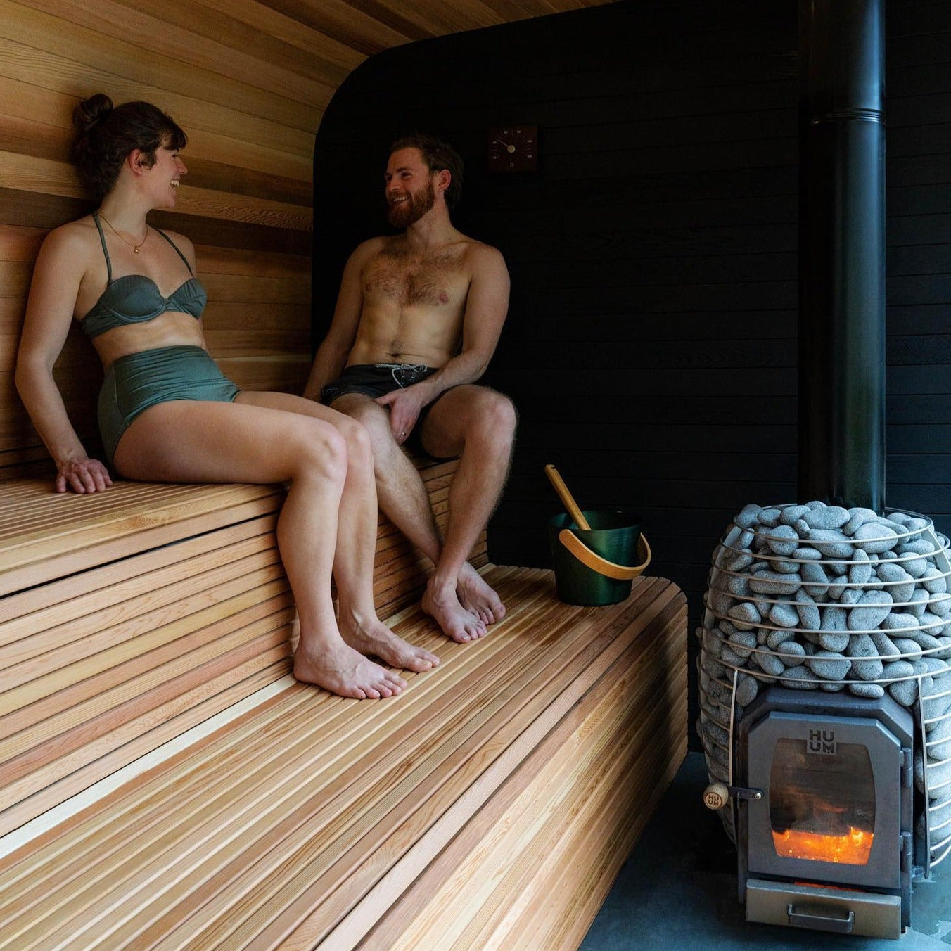 HUUM Hive Wood 13 kW Wood-Burning Sauna Stove Package