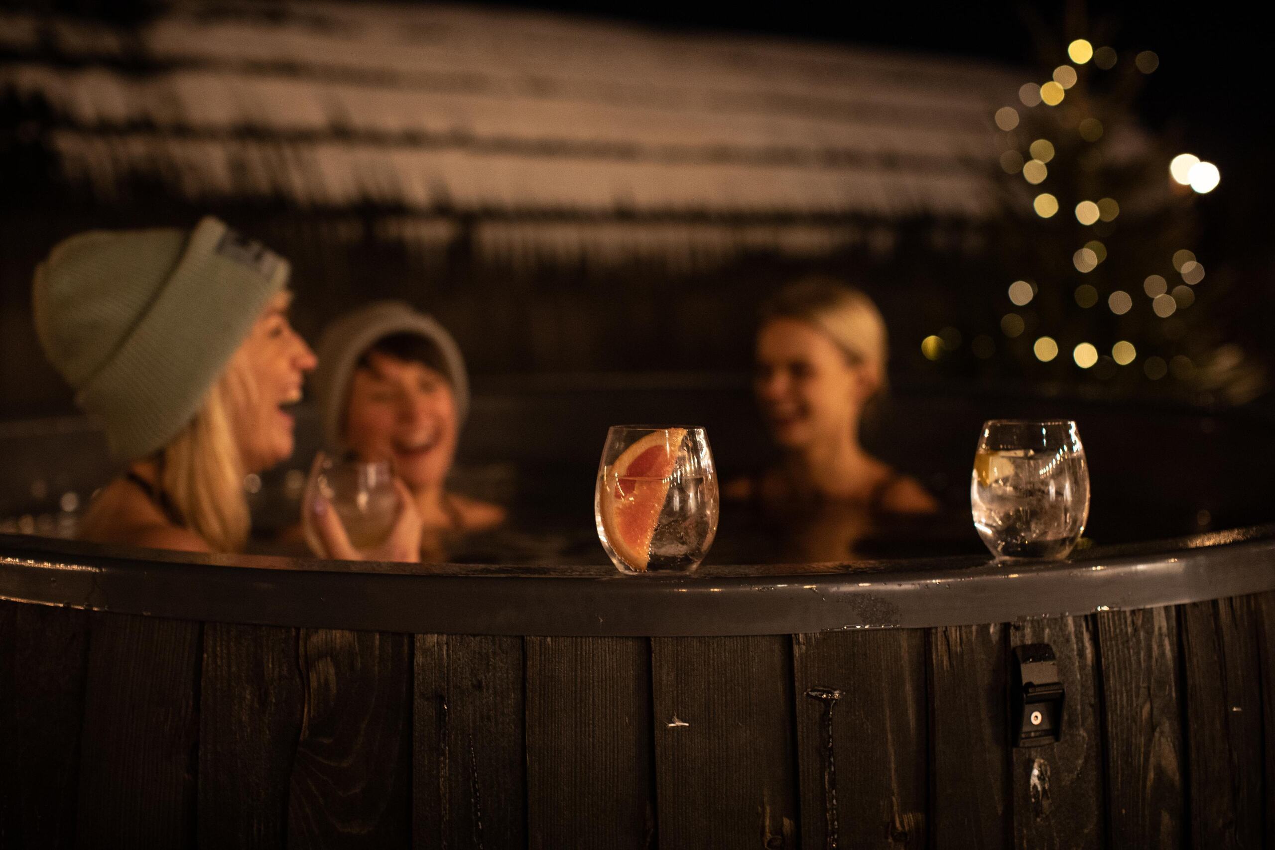 Iglucraft Wood-Burning Hot Tub