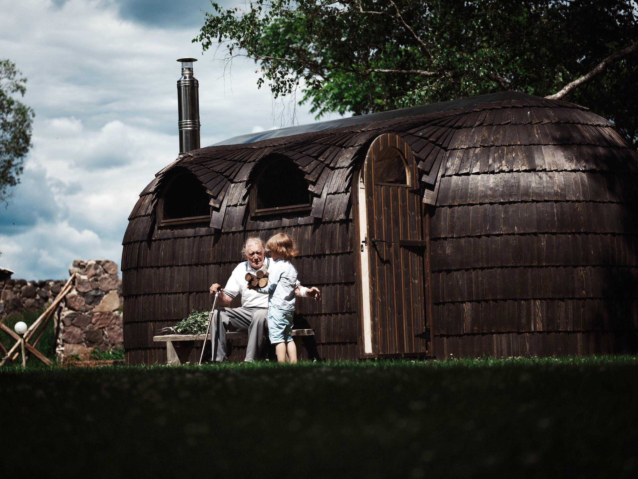 Iglucraft Triple Iglusauna Pre-Assembled Three-Room 4-6 Person Luxury Outdoor Sauna Cabin