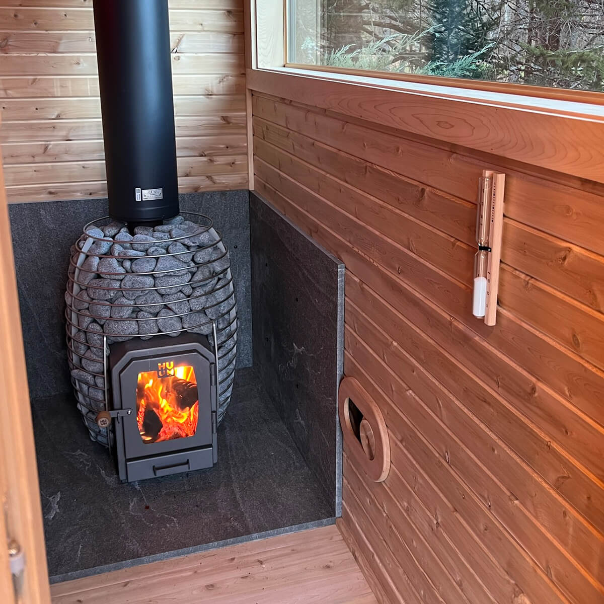 HUUM Hive Wood 13 kW Wood-Burning Sauna Stove Package