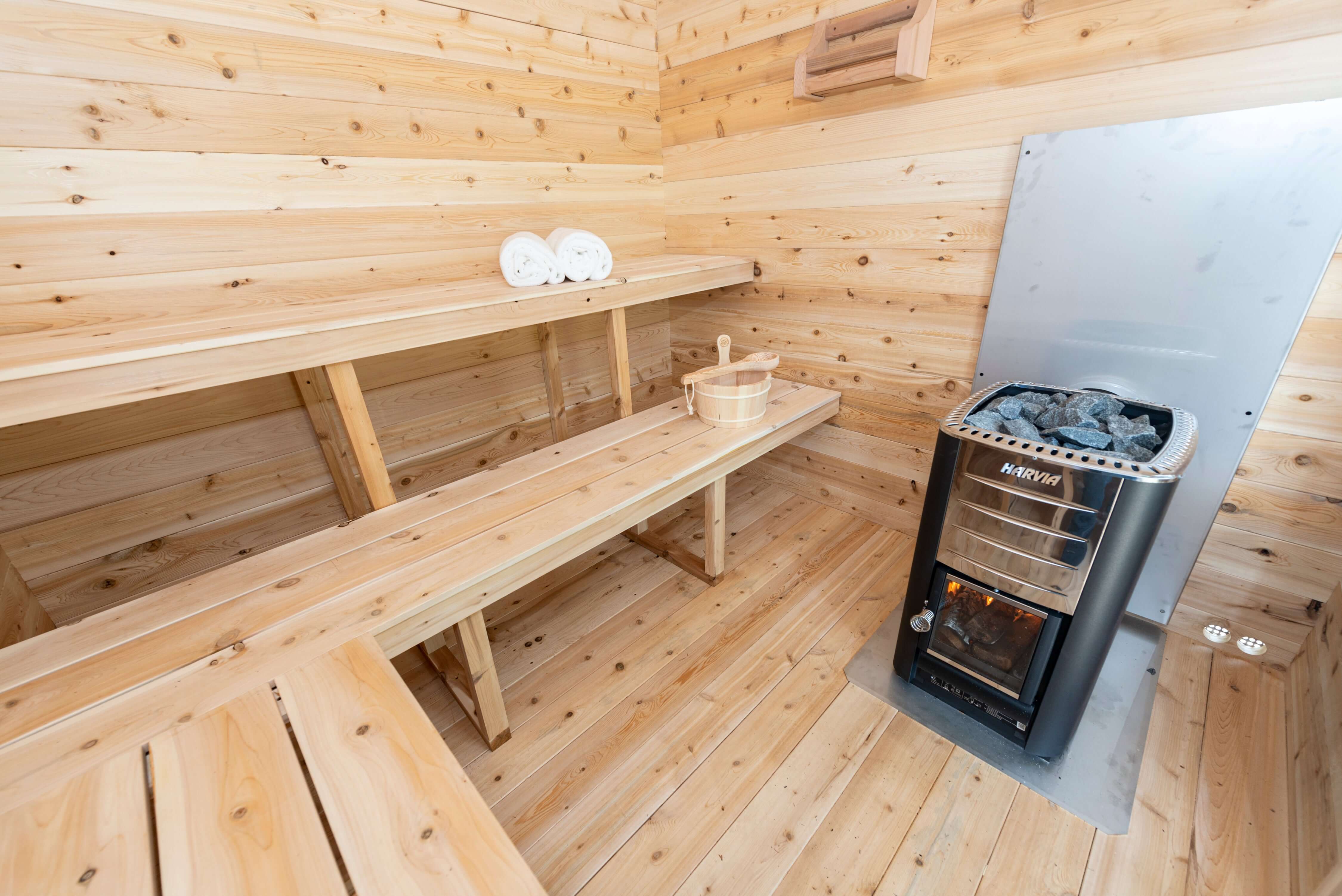 Dundalk LeisureCraft Sauna Dundalk CT Georgian 6 Person Outdoor Sauna CTC88W