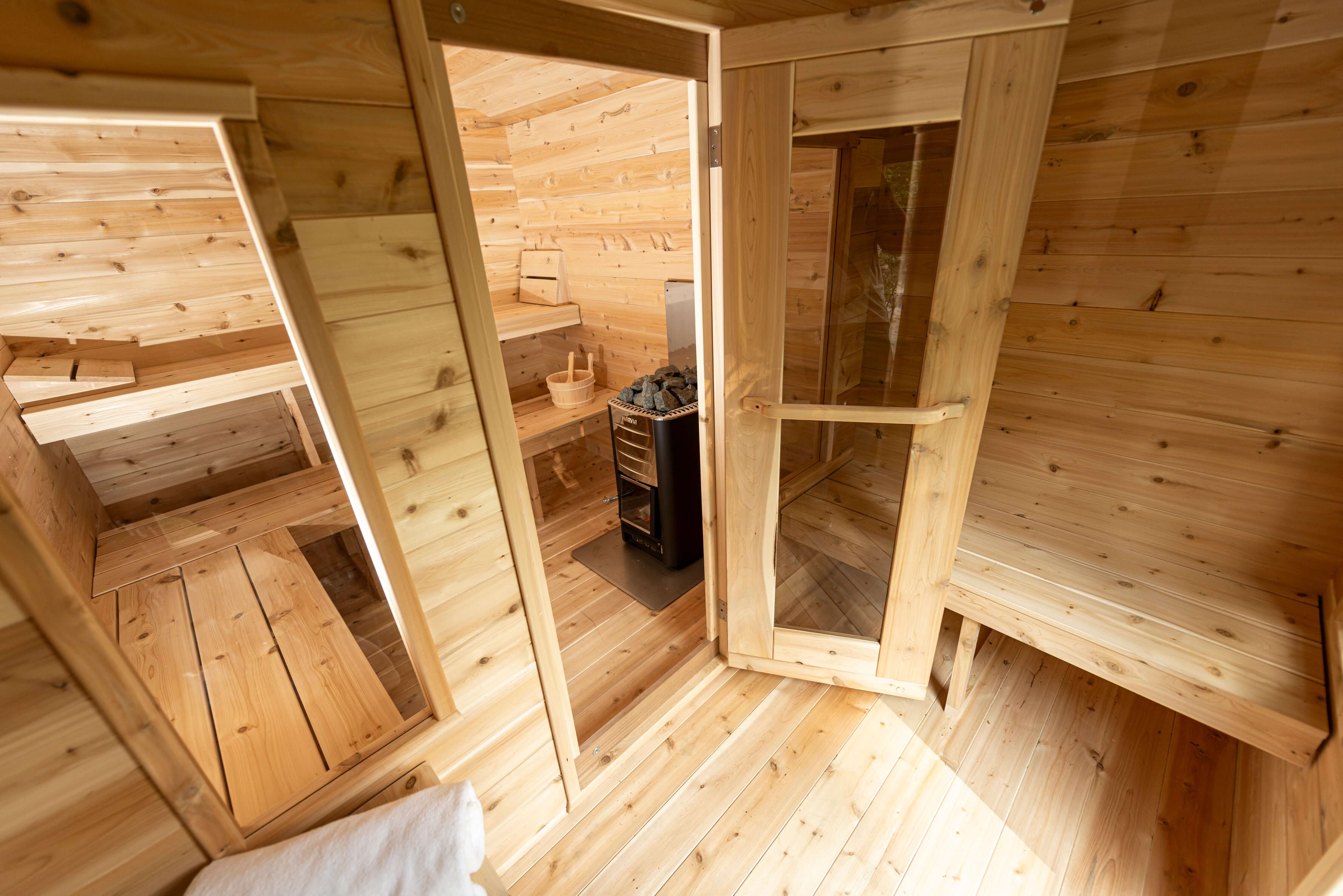 Dundalk LeisureCraft Sauna Dundalk CT Georgian 6 Person Outdoor Sauna with Changeroom