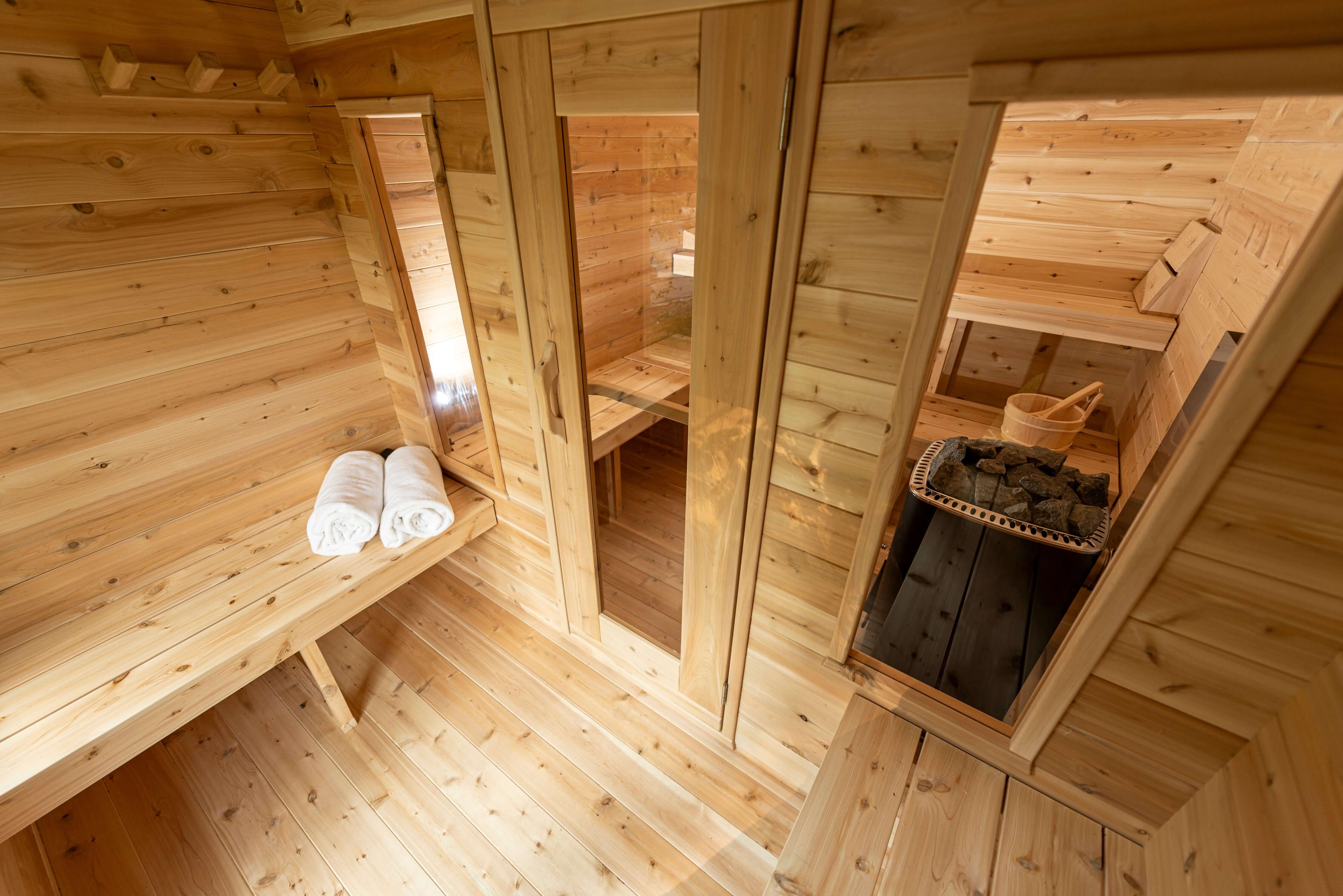Dundalk LeisureCraft Sauna Dundalk CT Georgian 6 Person Outdoor Sauna with Changeroom