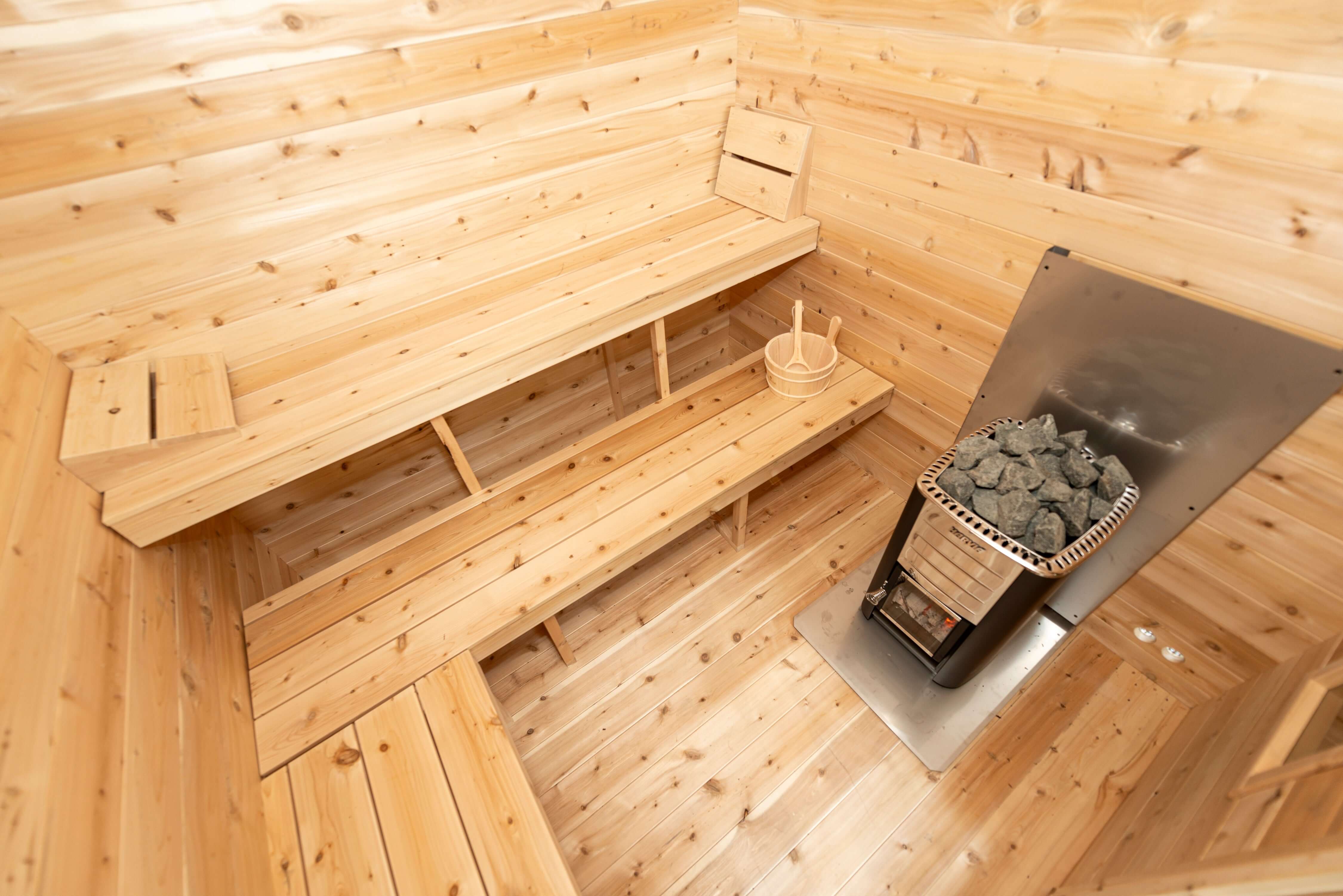 Dundalk LeisureCraft Sauna Dundalk CT Georgian 6 Person Outdoor Sauna with Changeroom