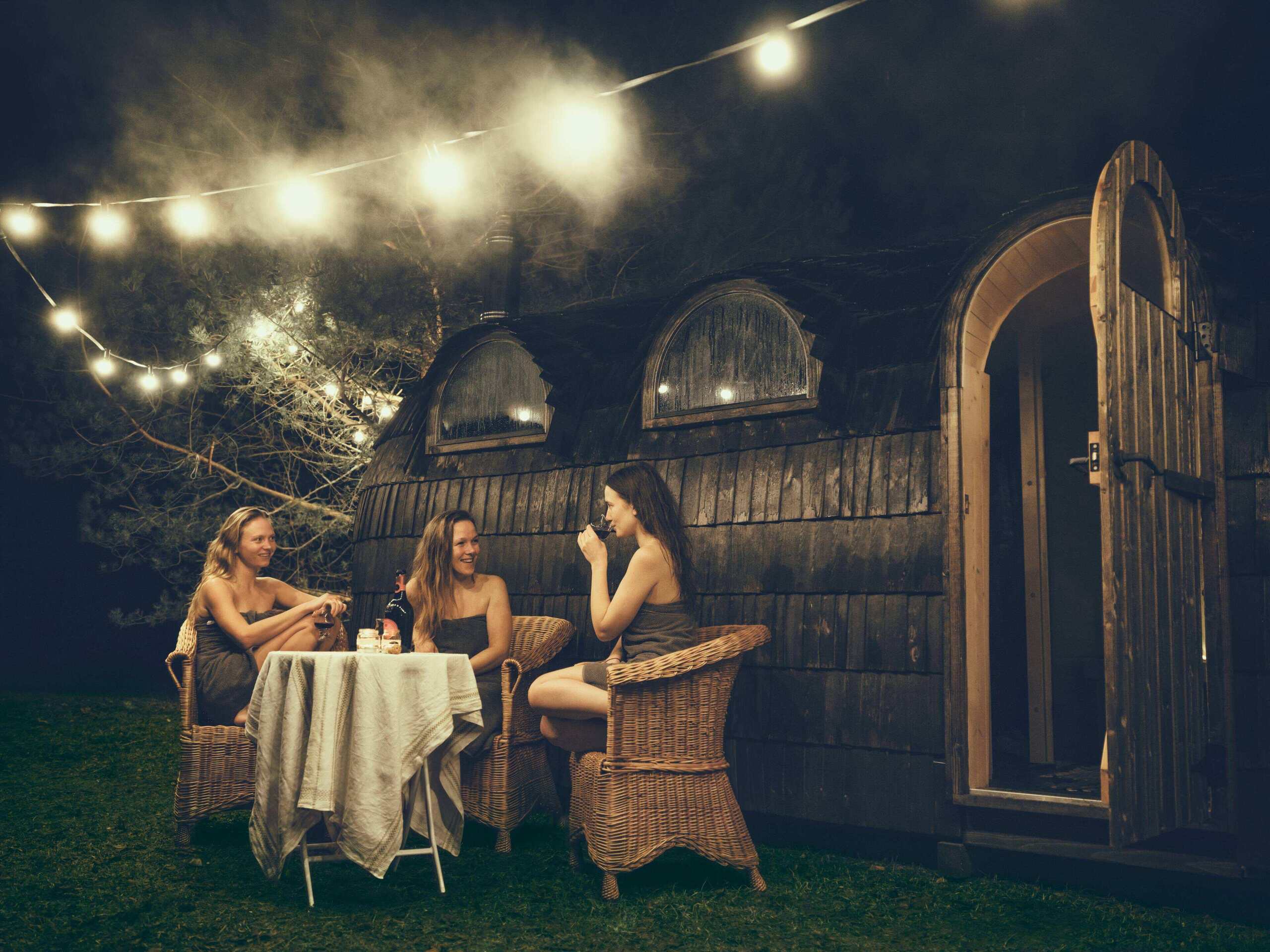 Iglucraft Triple Iglusauna Pre-Assembled Three-Room 4-6 Person Luxury Outdoor Sauna Cabin