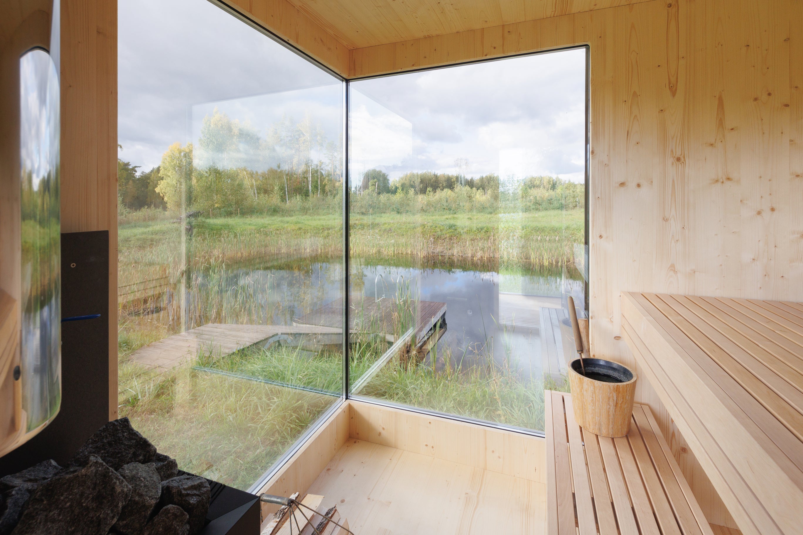 Genevas Sauna Genevas Zermatt Pre-Assembled Outdoor Sauna Cabin with Changeroom