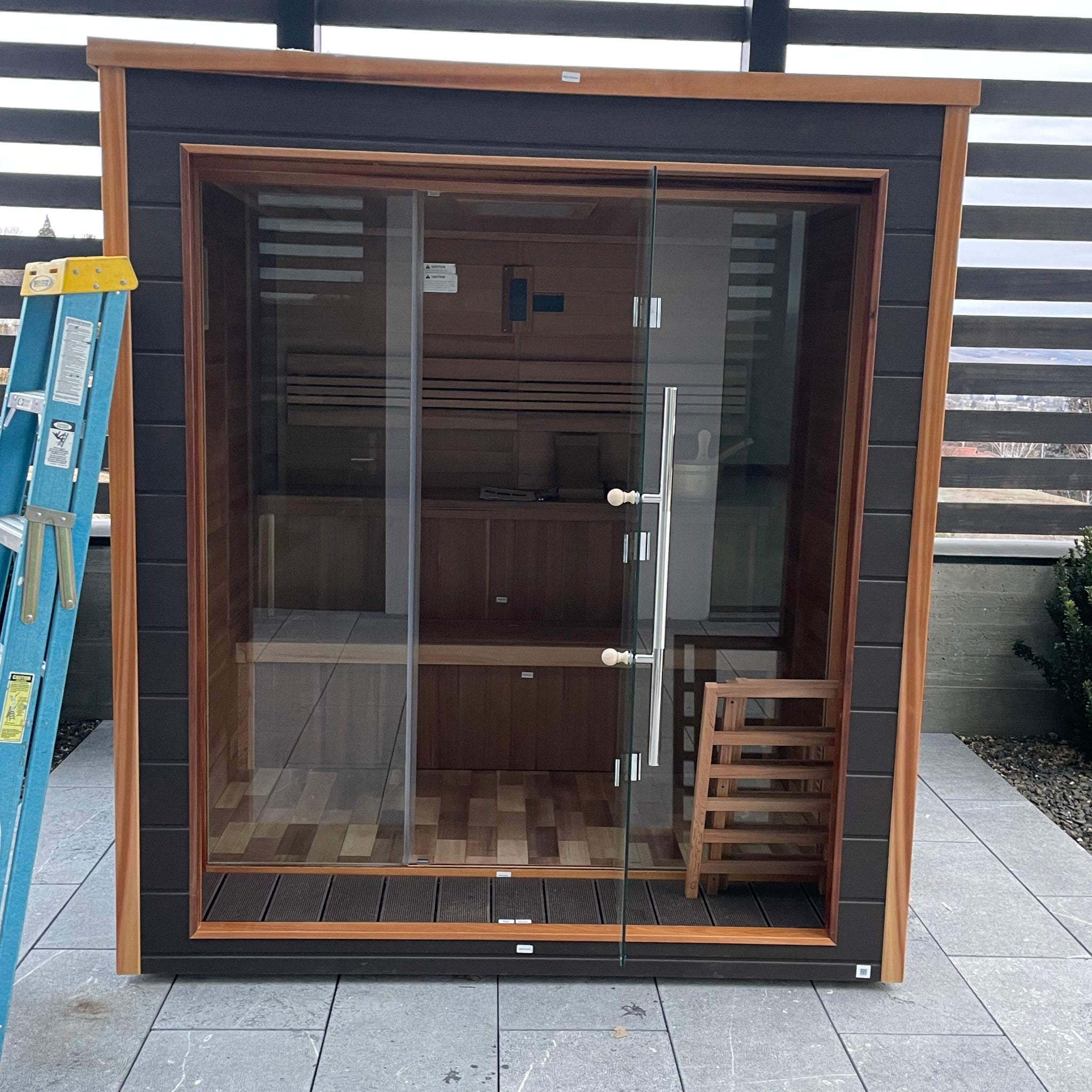 Golden Designs Sauna Golden Designs Bergen 6 Person Outdoor Traditional Sauna GDI-8206-01