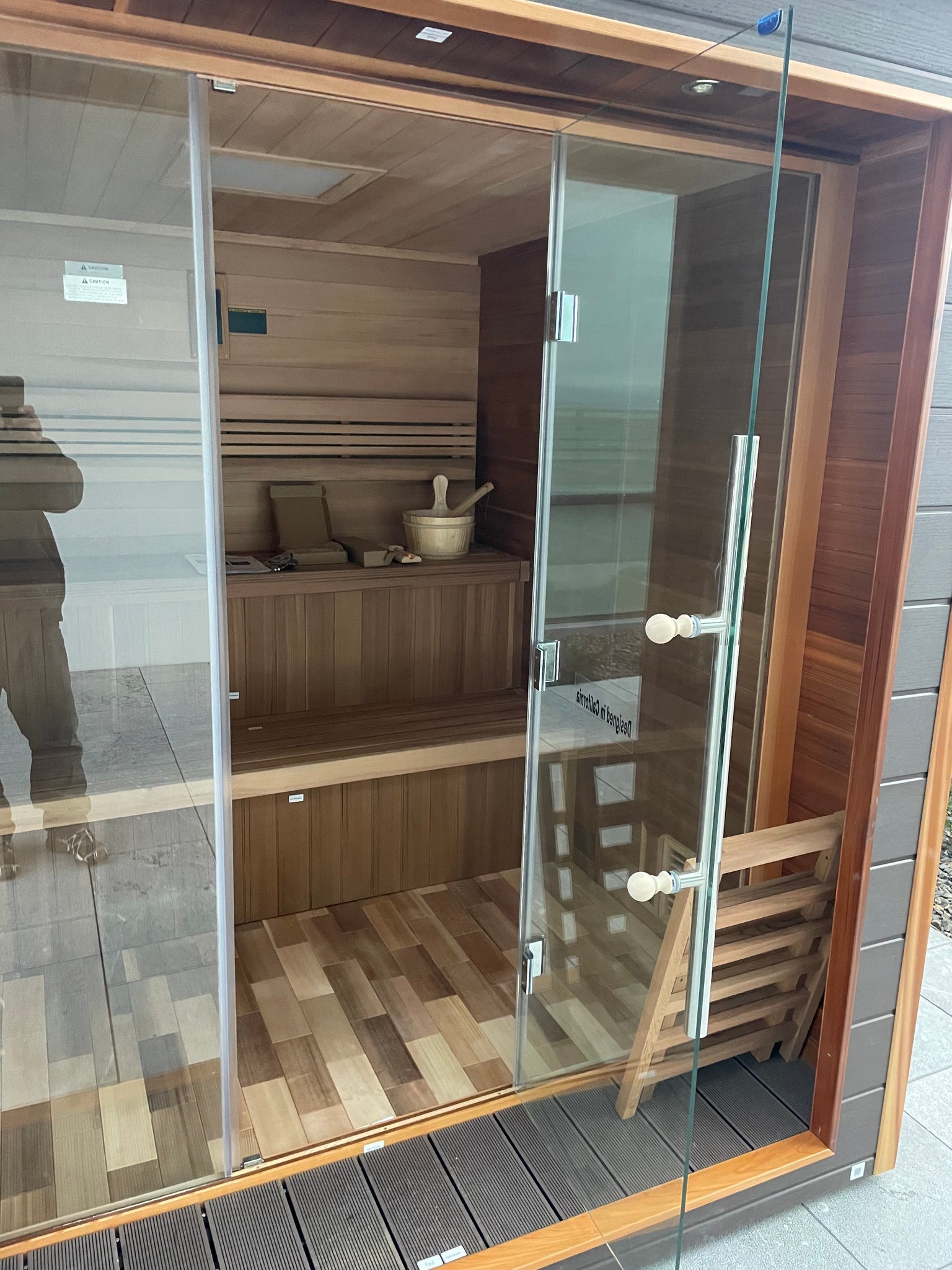 Golden Designs Sauna Golden Designs Bergen 6 Person Outdoor Traditional Sauna GDI-8206-01