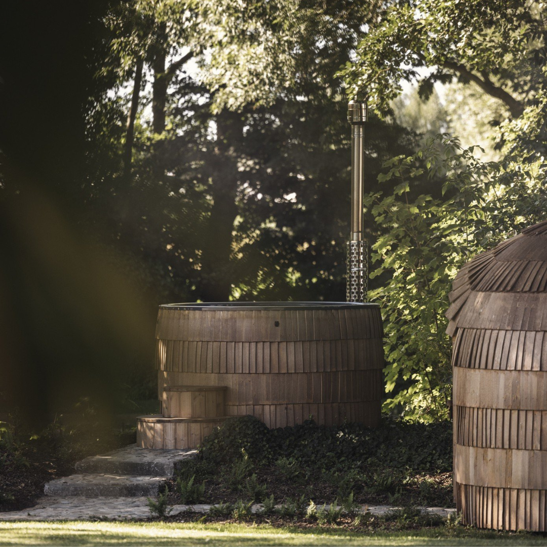 Iglucraft Wood-Burning Hot Tub