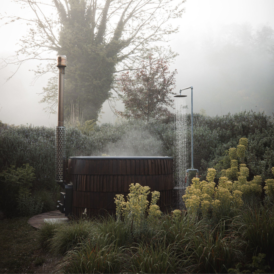 Iglucraft Wood-Burning Hot Tub