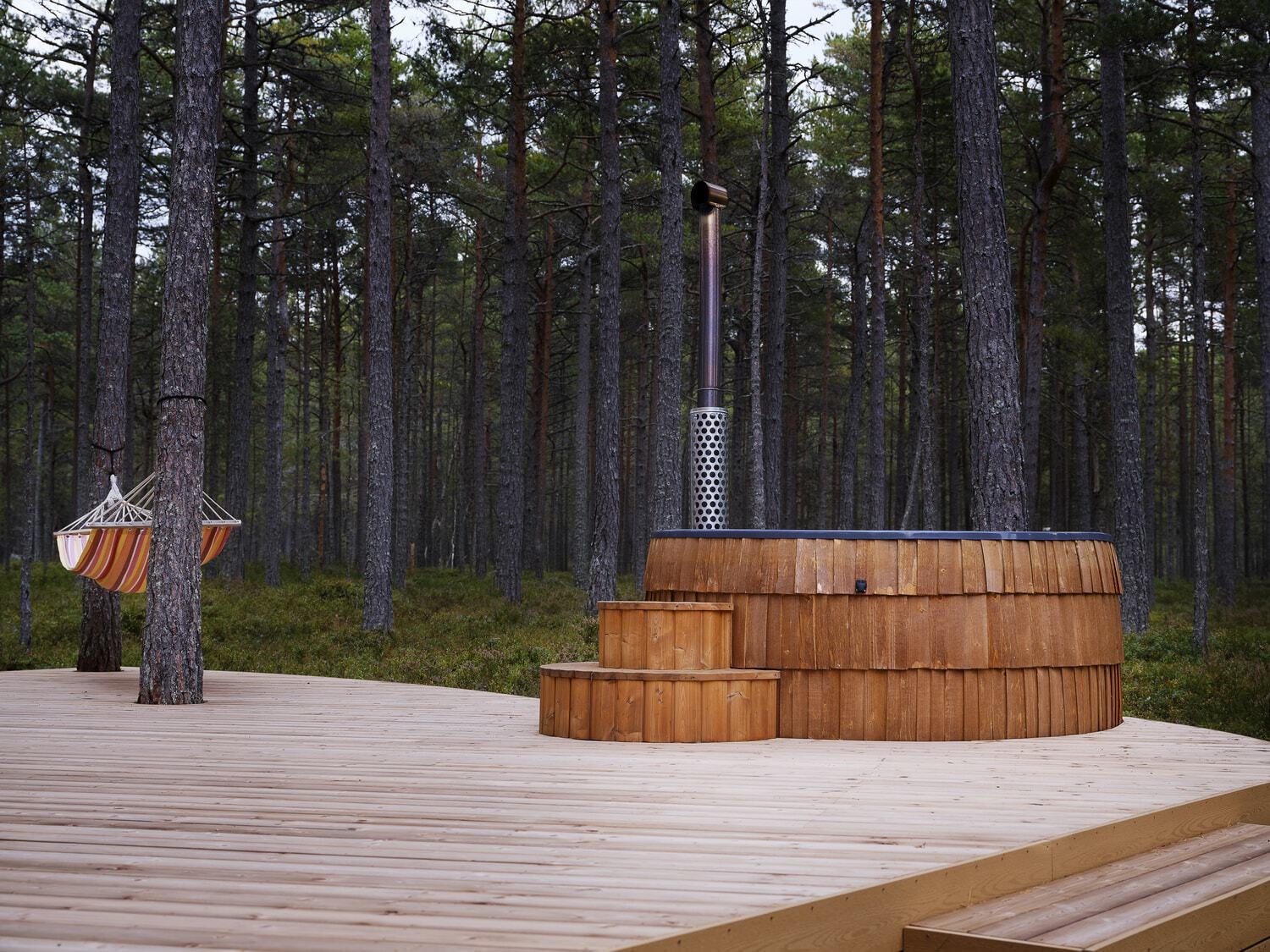 Iglucraft Sauna Iglucraft Wood-Burning Hot Tub