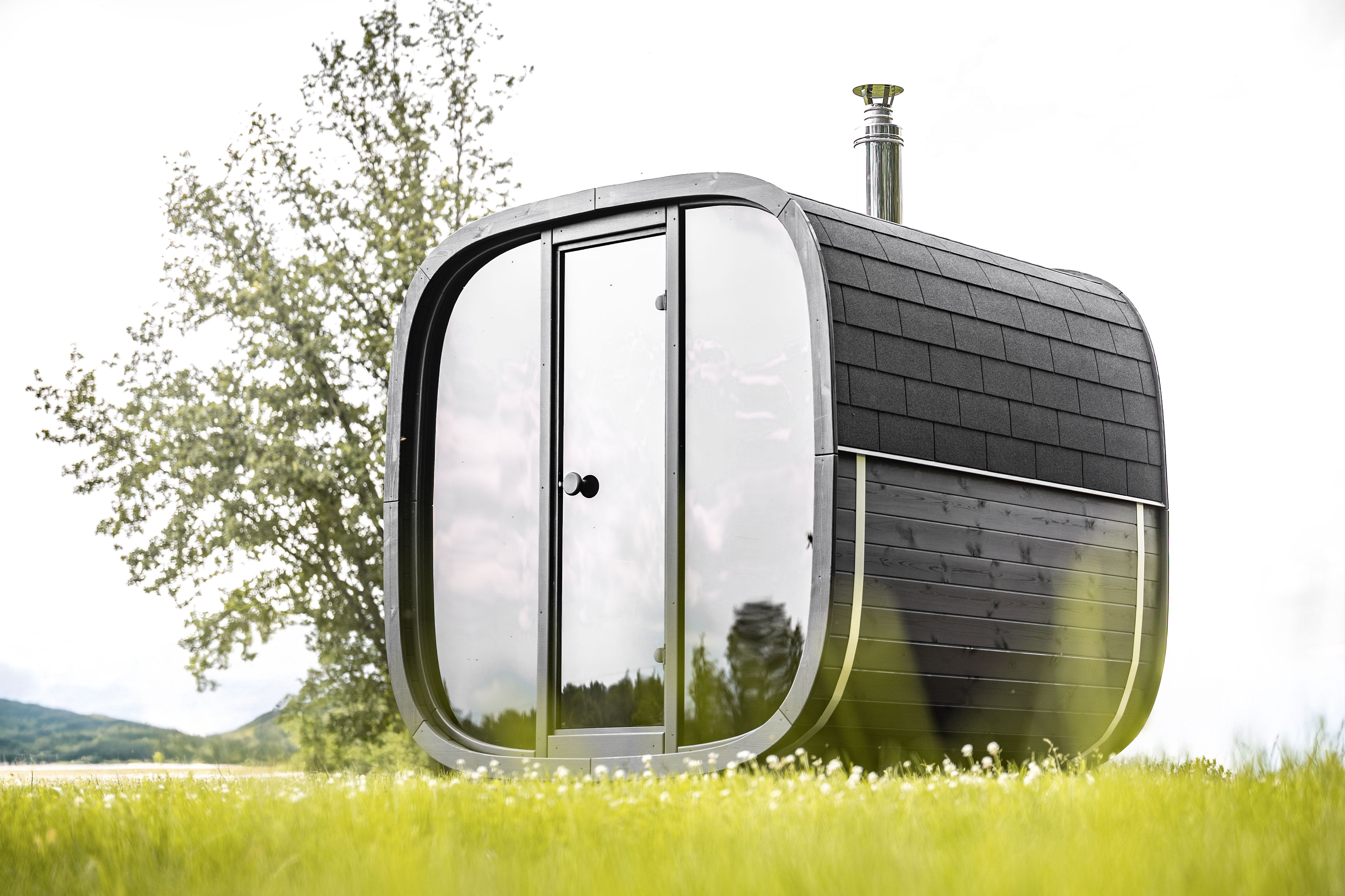 Leil Saunas Sauna Leil Black Cube Comfort 6 Person Outdoor Sauna Kit