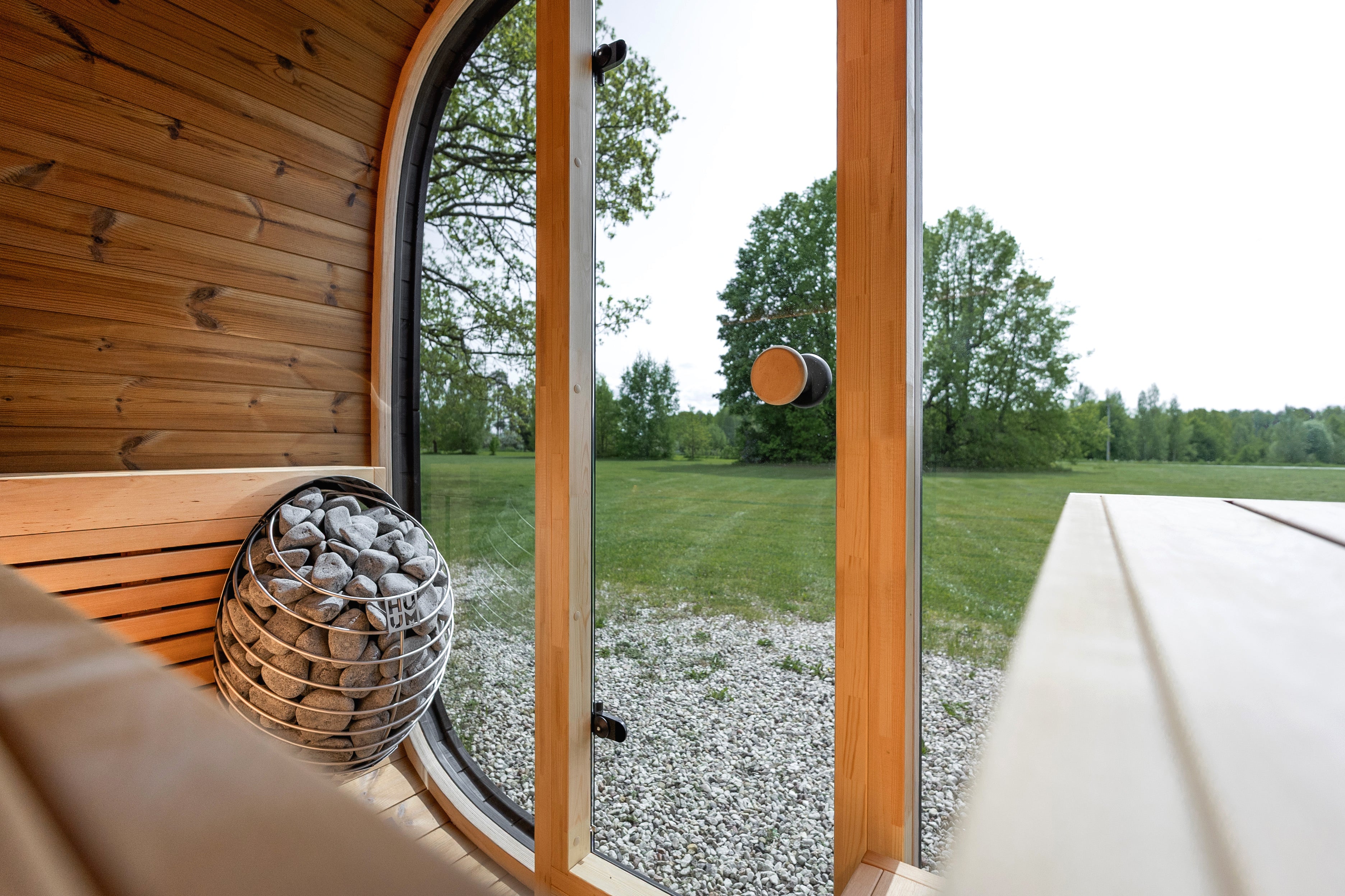 Leil Saunas Sauna Leil Black Cube Premium 4 Person Outdoor Sauna Kit