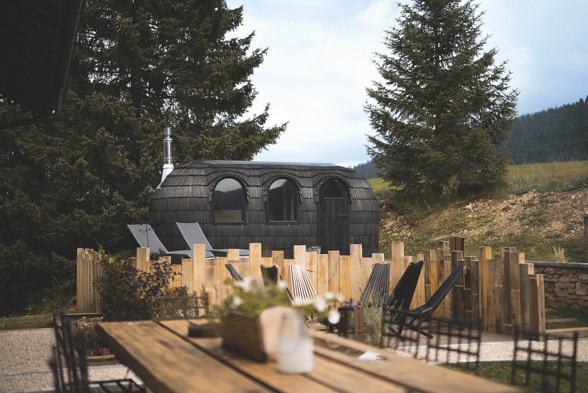 Iglucraft Triple Iglusauna Pre-Assembled Three-Room 4-6 Person Luxury Outdoor Sauna Cabin