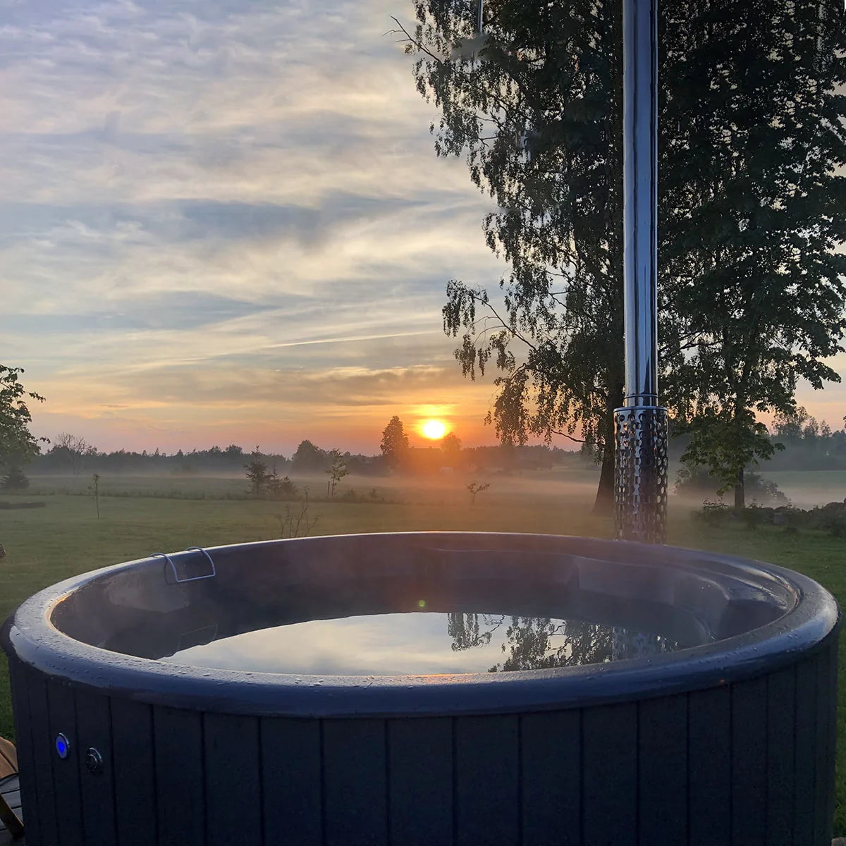 SaunaLife Model S4 Wood-Fired Hot Tub