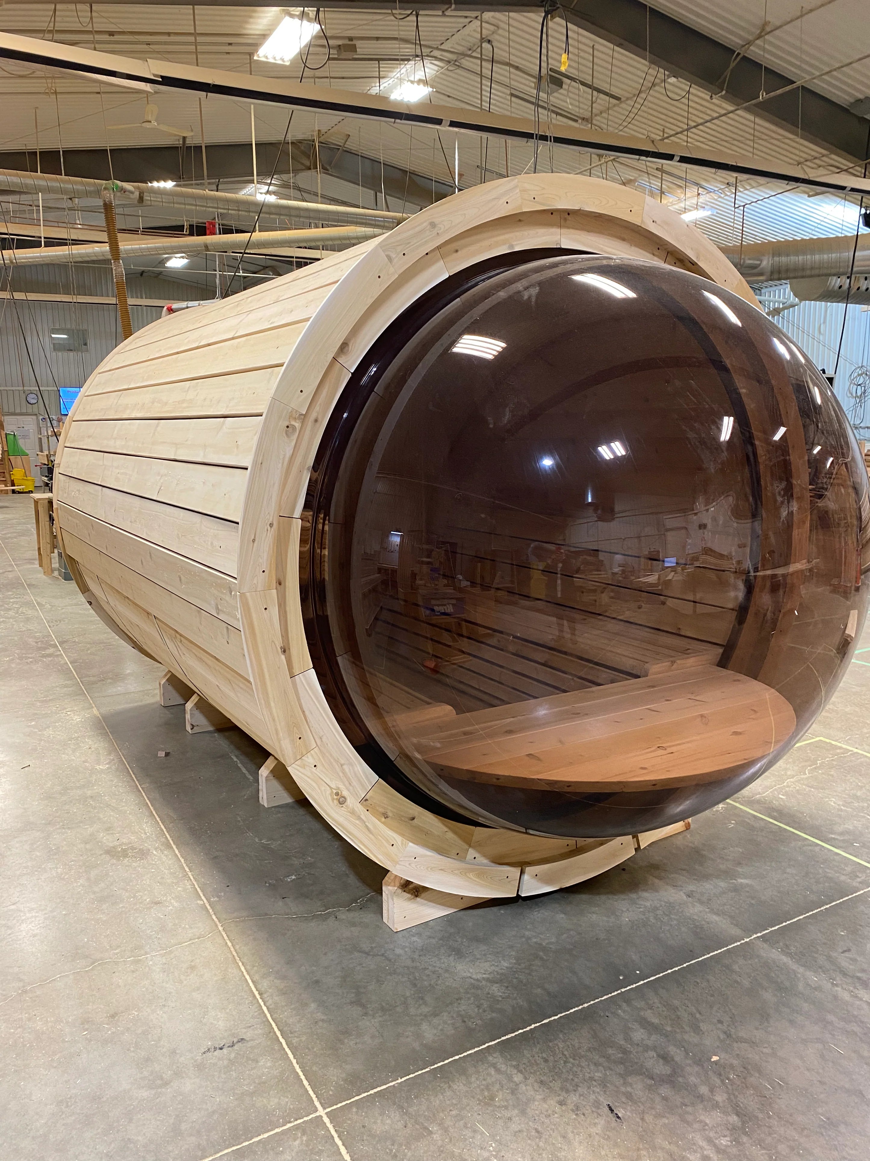 True North Saunas Sauna True North Panorama Barrel Outdoor Sauna