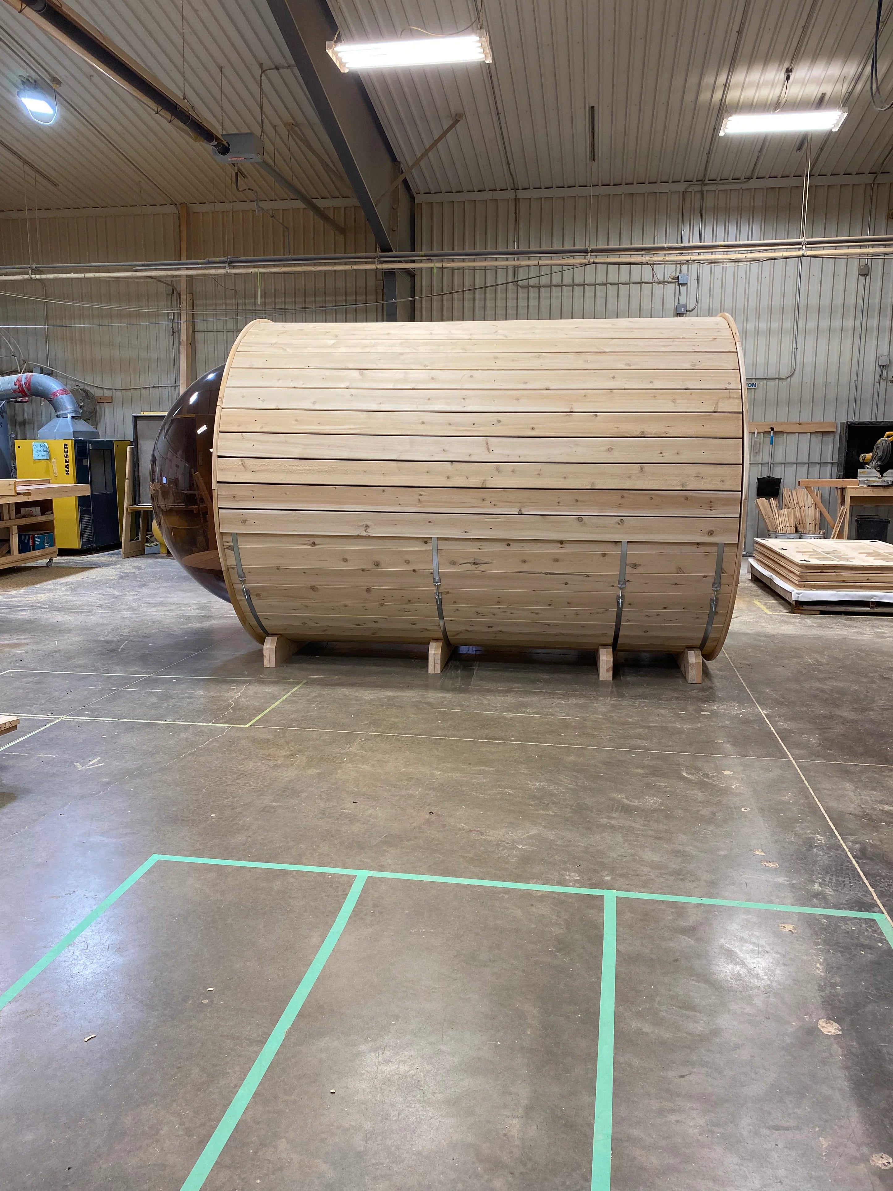 True North Saunas Sauna True North Panorama Barrel Outdoor Sauna